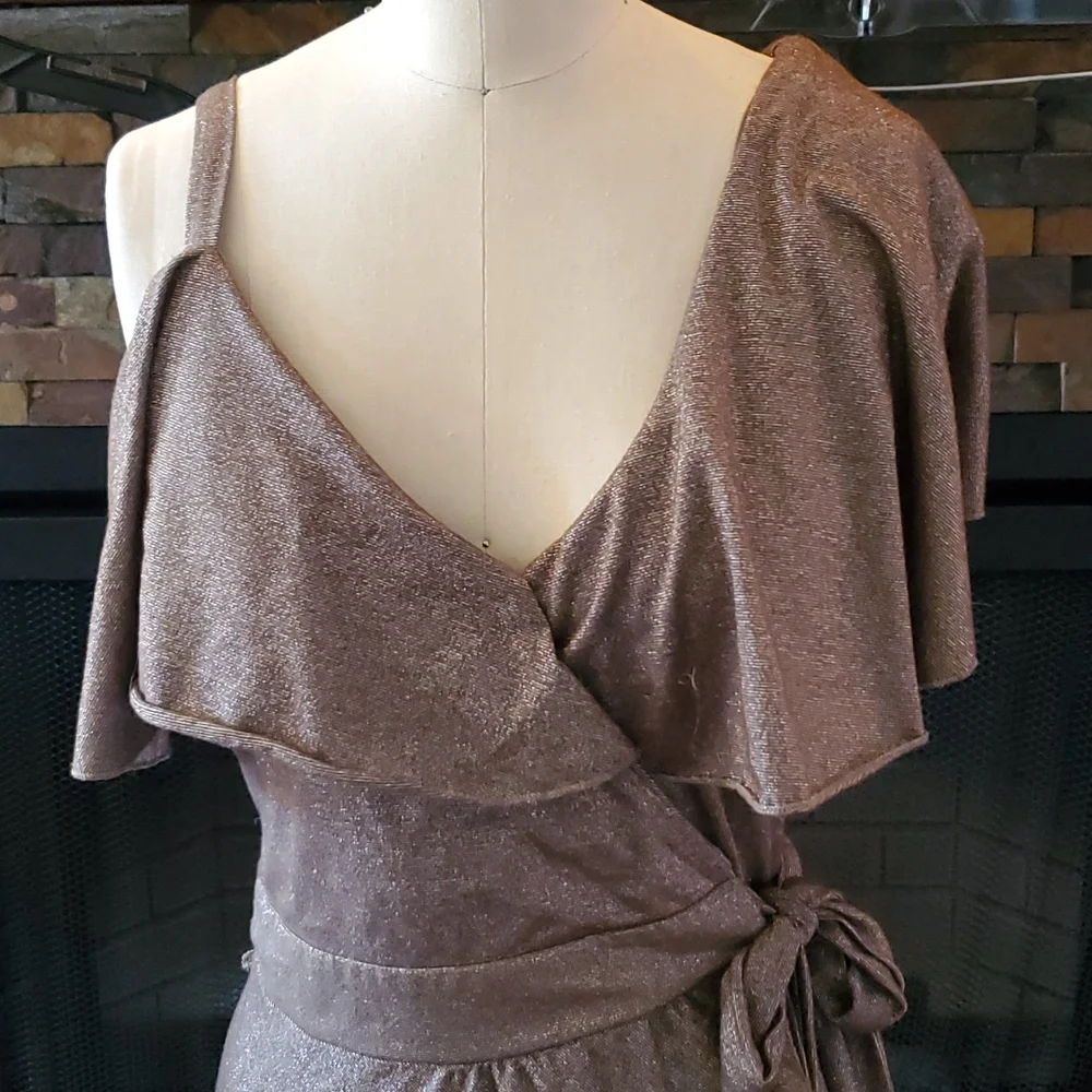 Glitter wrap dress - Picture 3 of 4